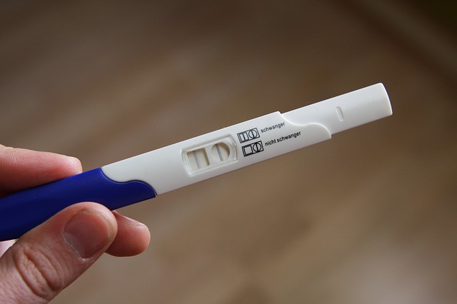 白い妊娠検査薬